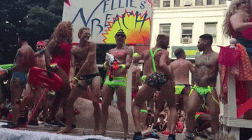 1754441349345.gif