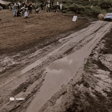 1758931071845.gif