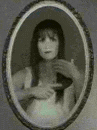 1760314315184.gif