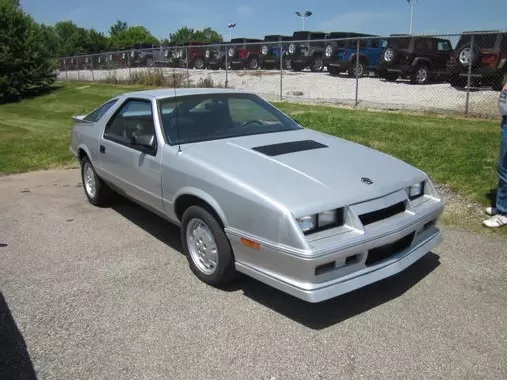 1985 Dodge Daytona Turbo.jpg