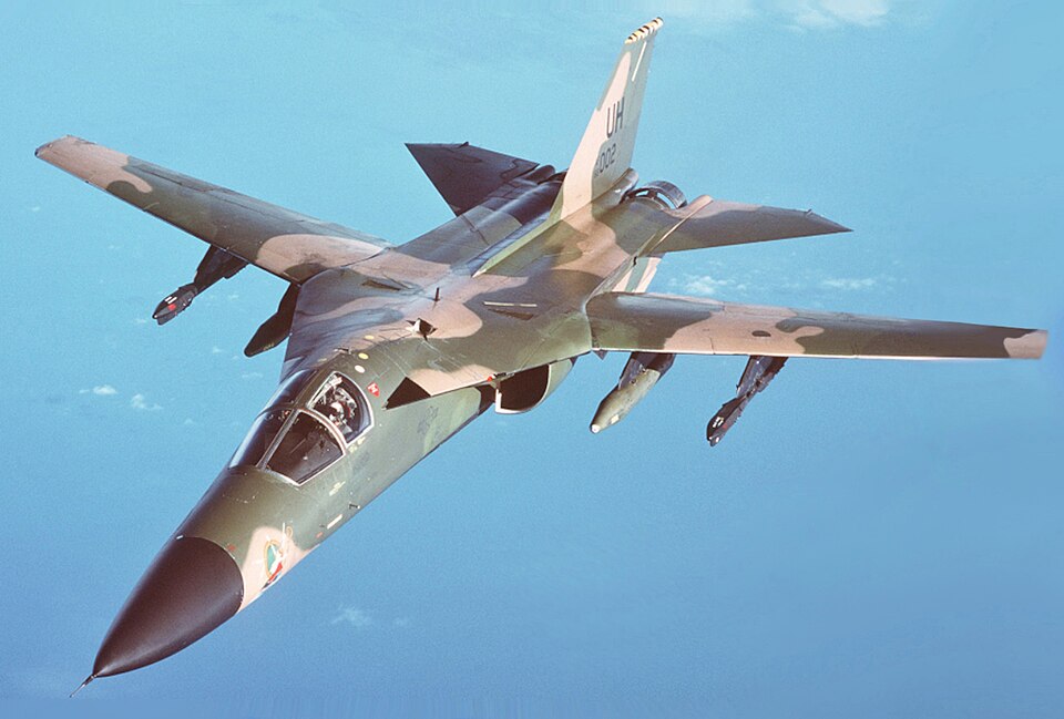 AFR_F-111_air_to_air_refueling.jpg