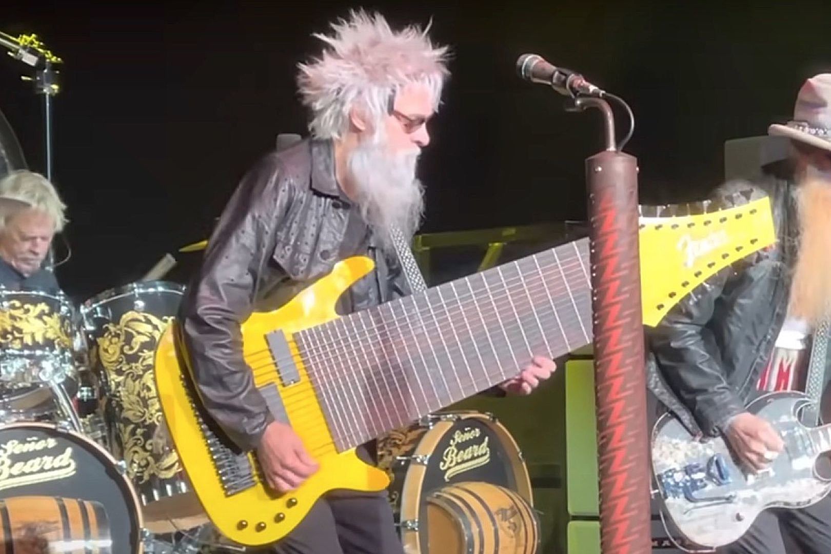 attachment-zz_top_17_string_bass-elwood_francis.jpg