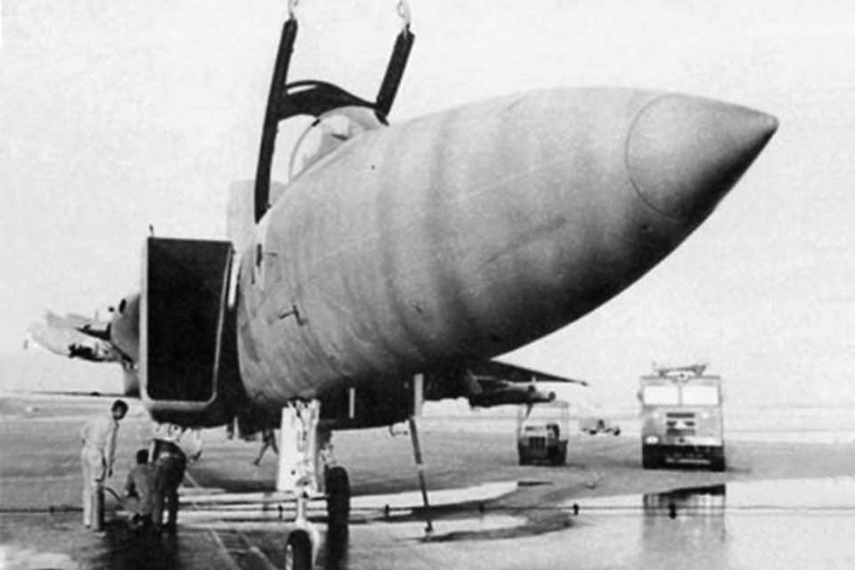 F-15-without-wing.jpg