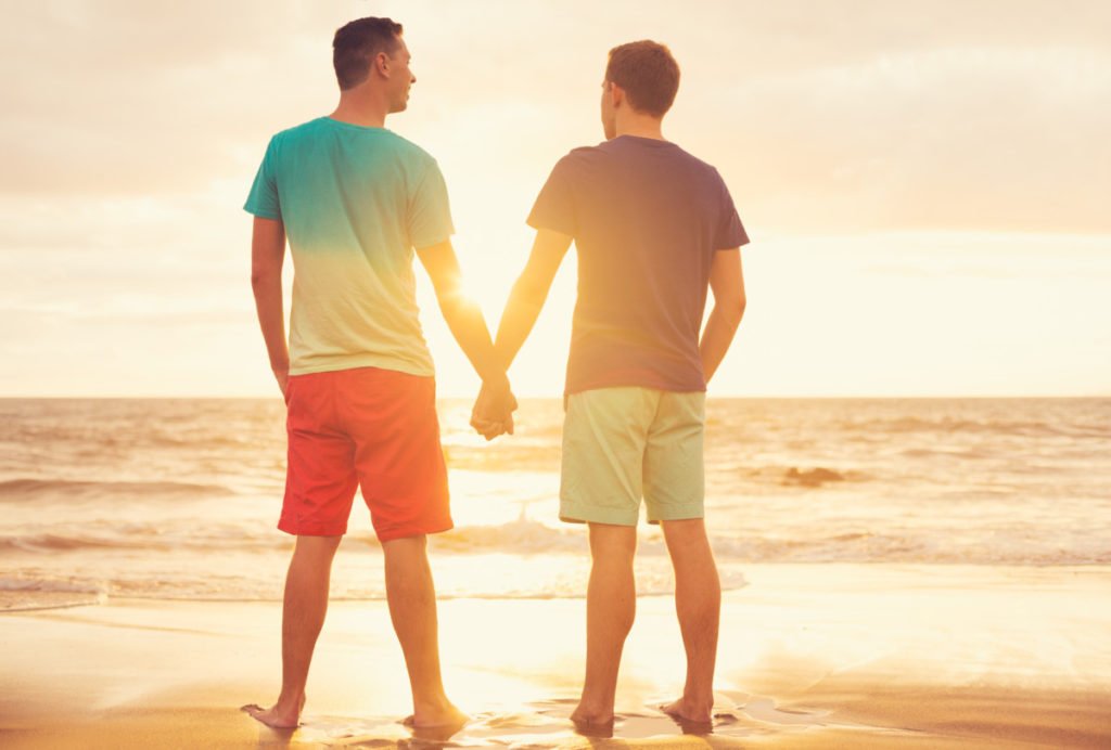 kh-pp-gay-male-couple-on-beach-at-sunset-adobe-photo-1024x692.jpg