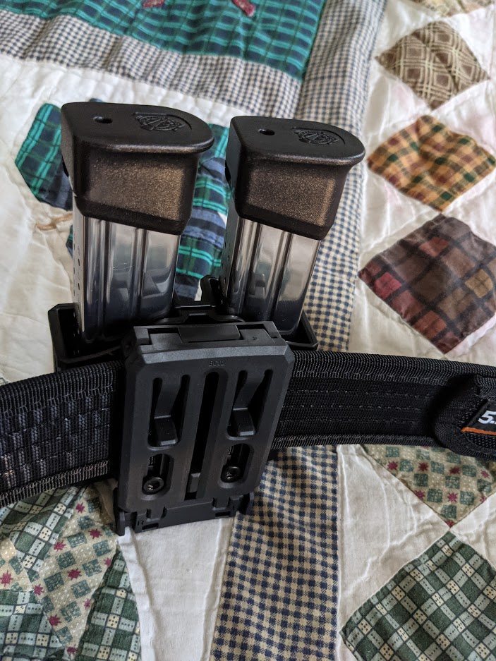KN TAC Universal Mag Pouch (rear).jpg