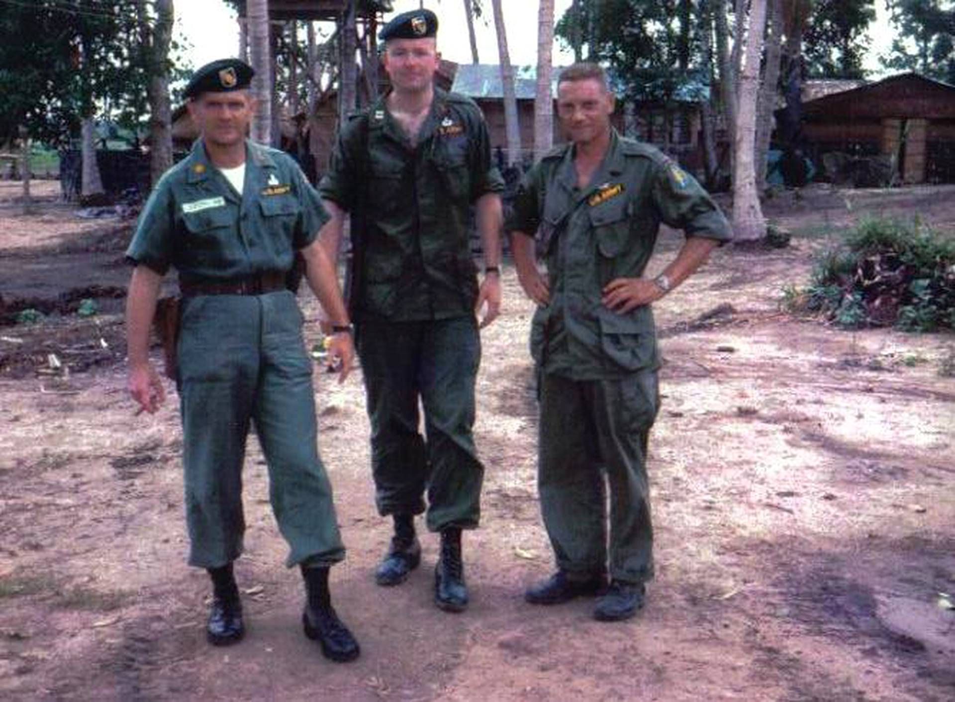 Lauri Allan Törni - Larry Thorne - MAJ, USASF.png