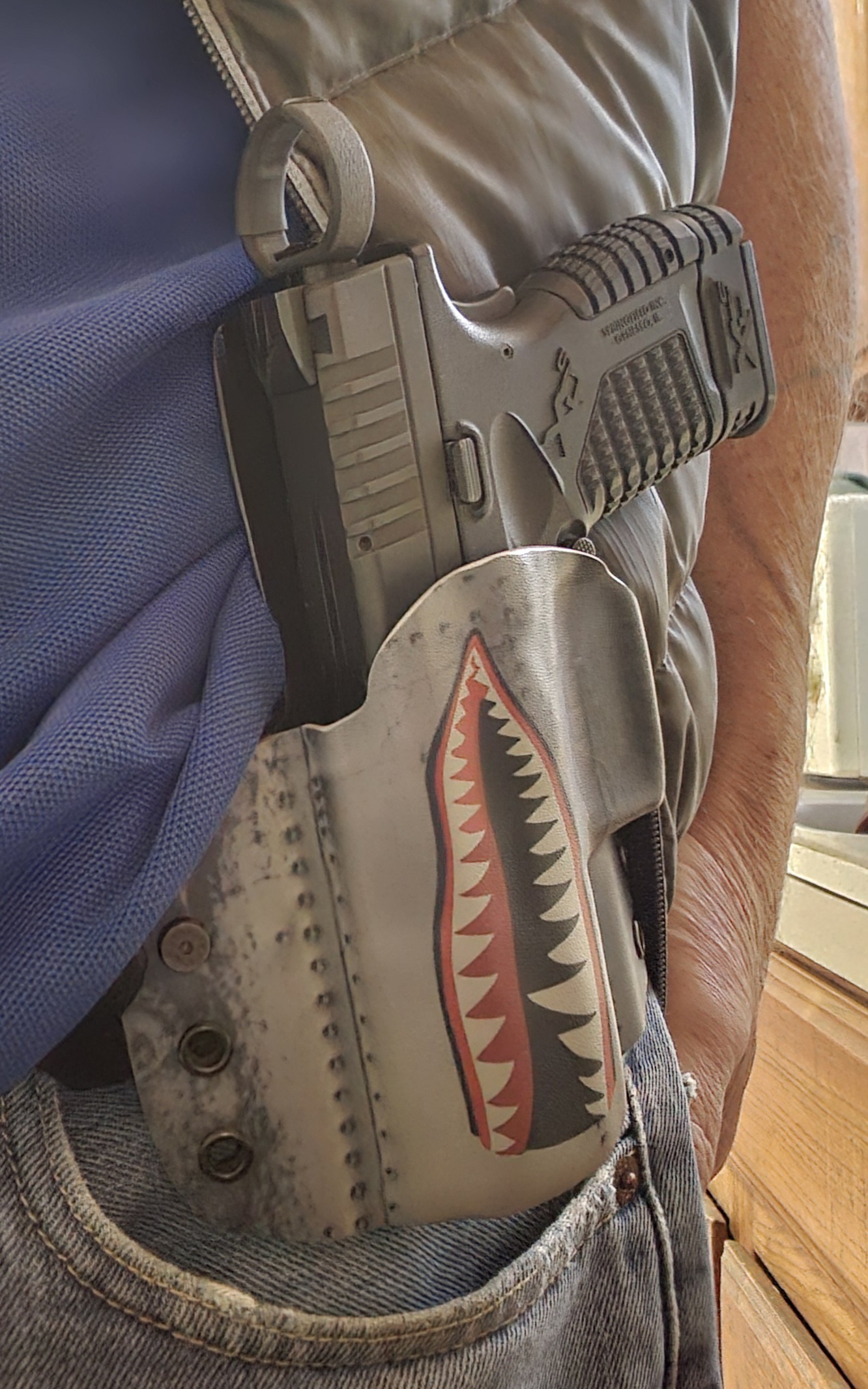SA_XDS_SlideRingInHolster.jpg