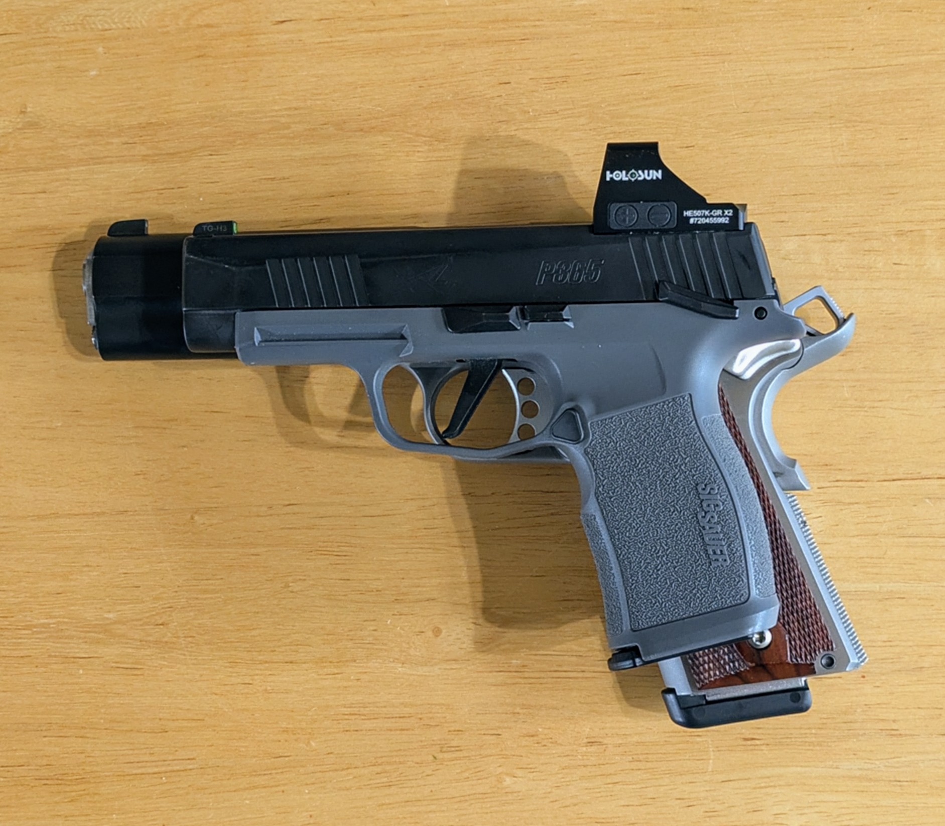 Sig on top.jpg
