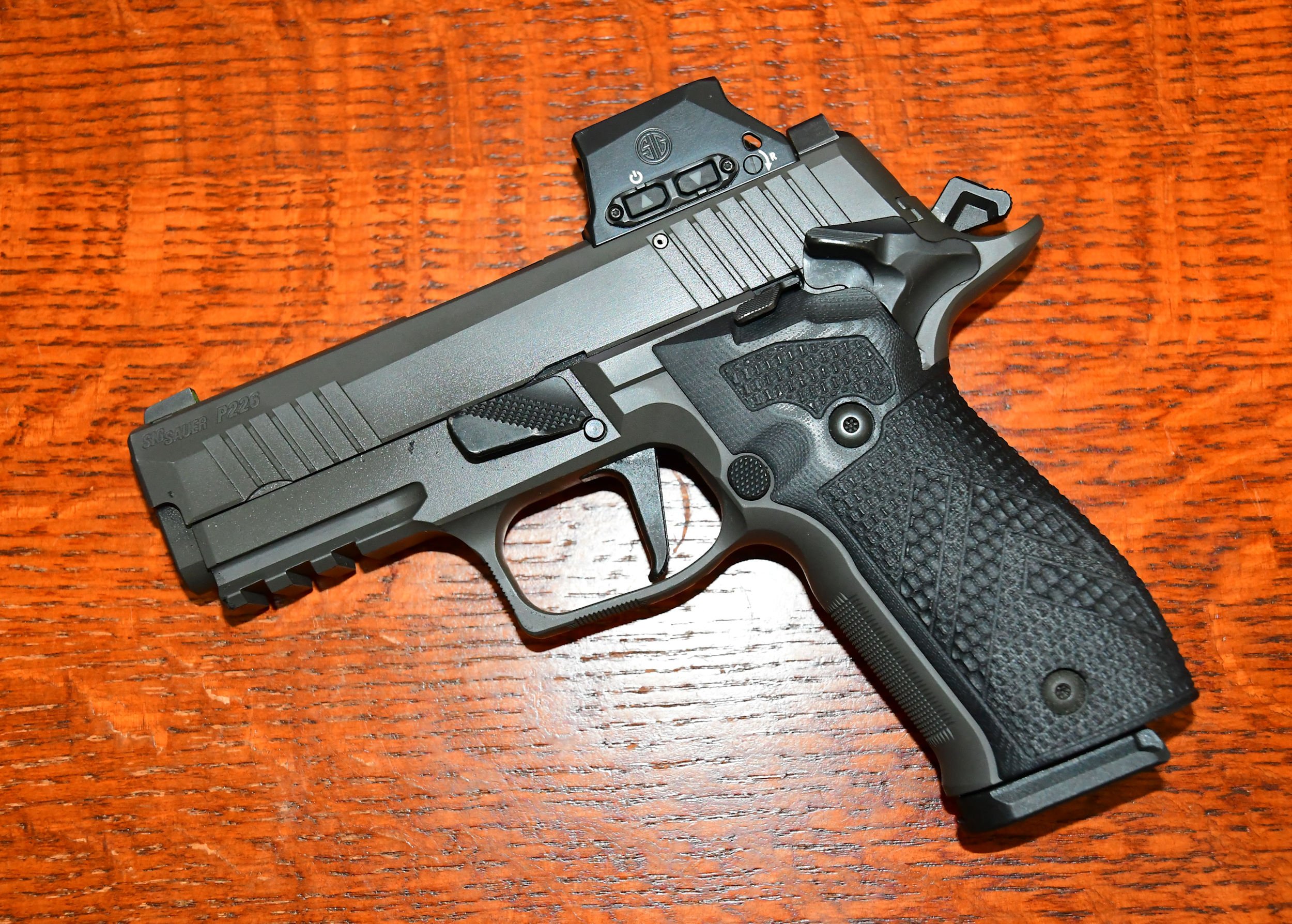 sig226.jpg
