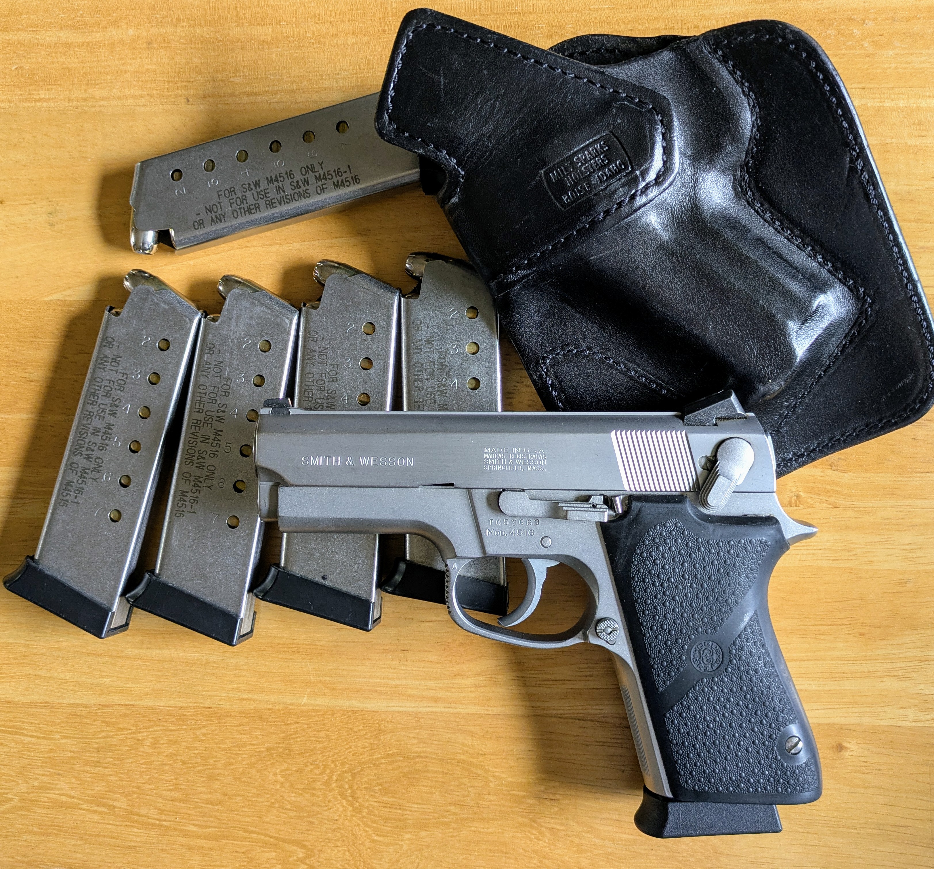 Smith mags.jpg