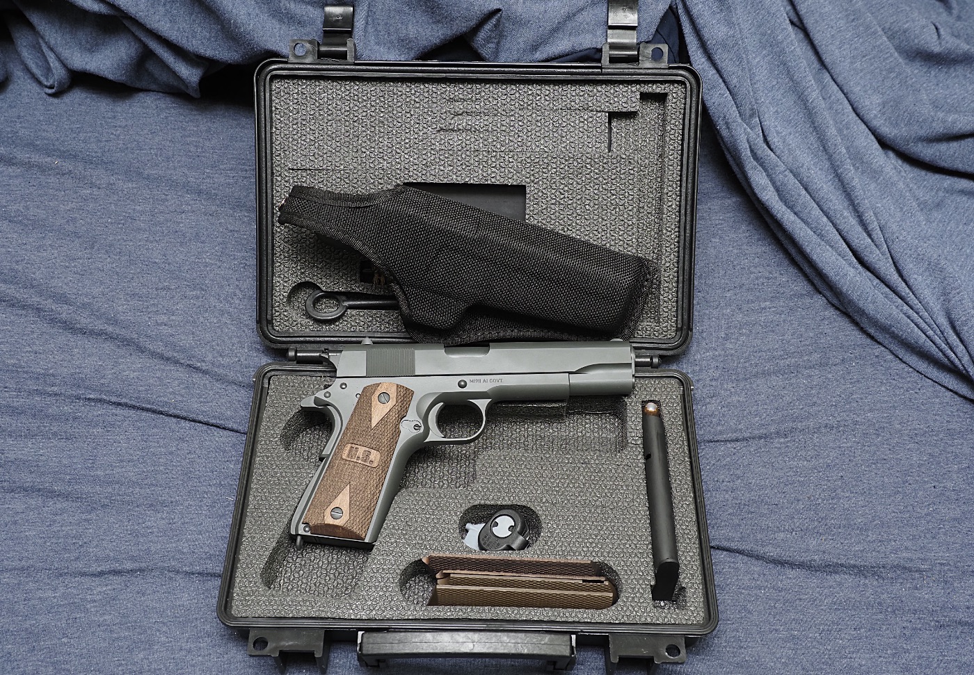 Tisas US 1911A1-002.jpg