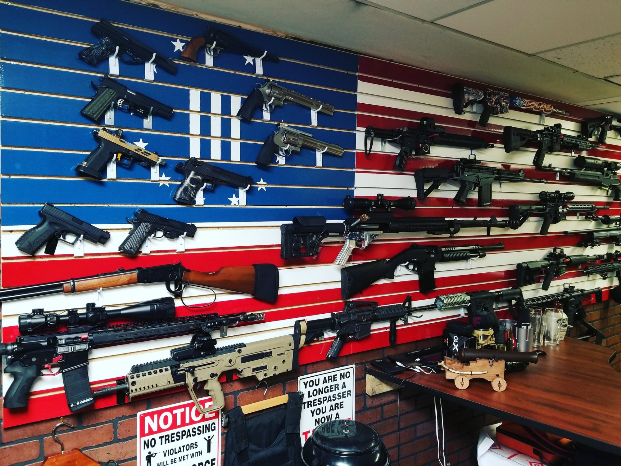 wall of freedom Nov 2019.jpg