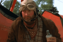 randy-quaid-whiskey.gif
