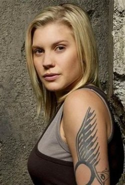BSG_-_Kara_Thrace_(Katee_Sackhoff).jpg