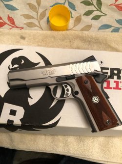 Rugr 1911 LW CMD 9mm.jpg