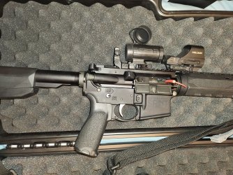 Holosun Green-dot and Magnifirer - too long for SAINT p-rail.jpg