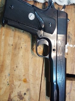 colt 1911.jpg