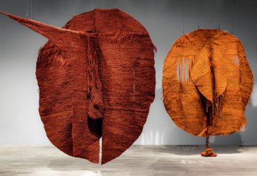 MagdalenaAbakanowicz-1536x1053.jpg