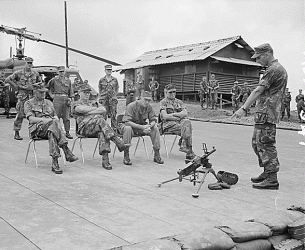 Automatic-grenade-launcher.gif