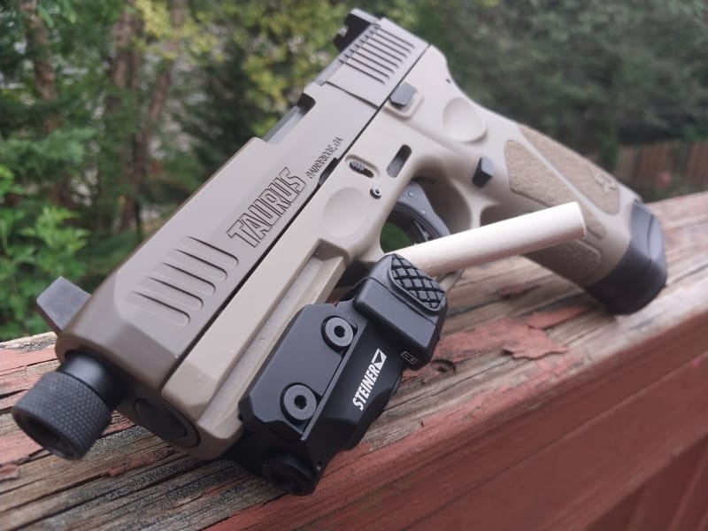 gunmagwarehouse.com