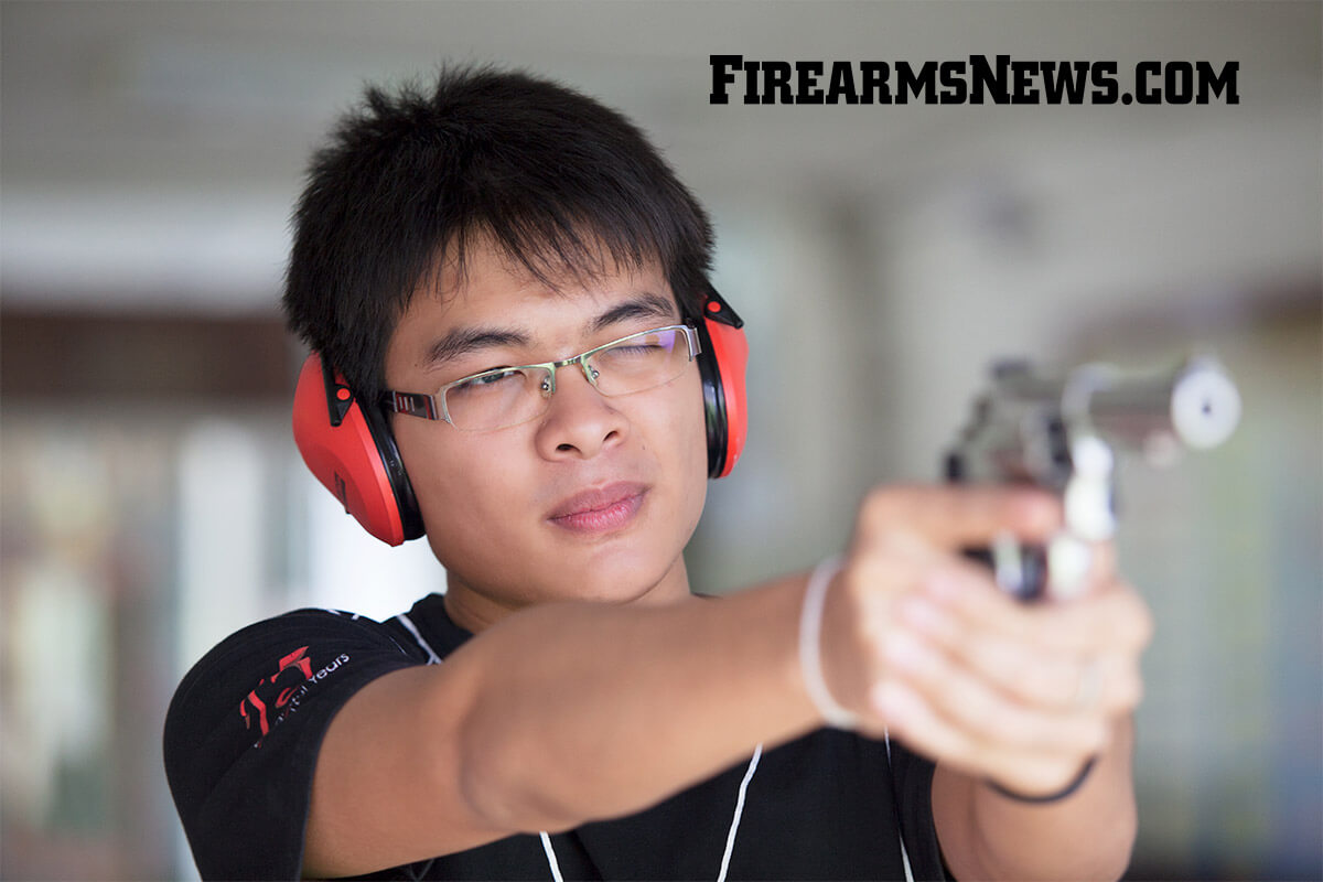 www.firearmsnews.com