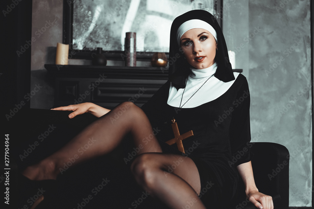 1000_F_277904964_KnOnVdJkywi67rDIfbCpKjxXyn9EgT9q.jpg