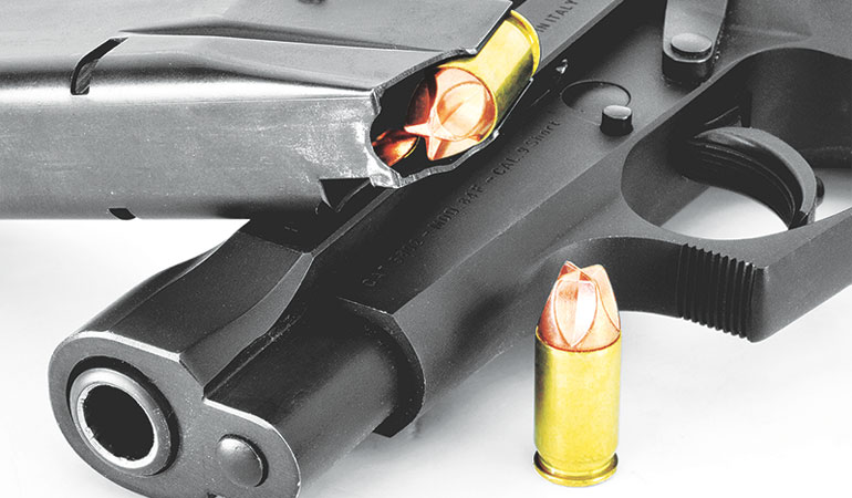 www.handgunsmag.com