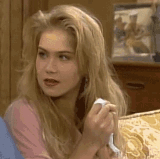 b06fbe47fd3476cb2b4df7cddbbf3fb0.gif