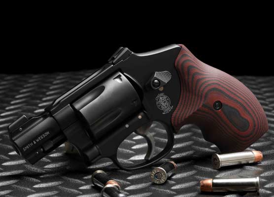 americanhandgunner.com