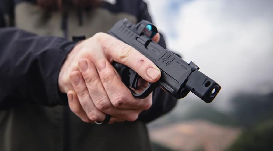gunmagwarehouse.com