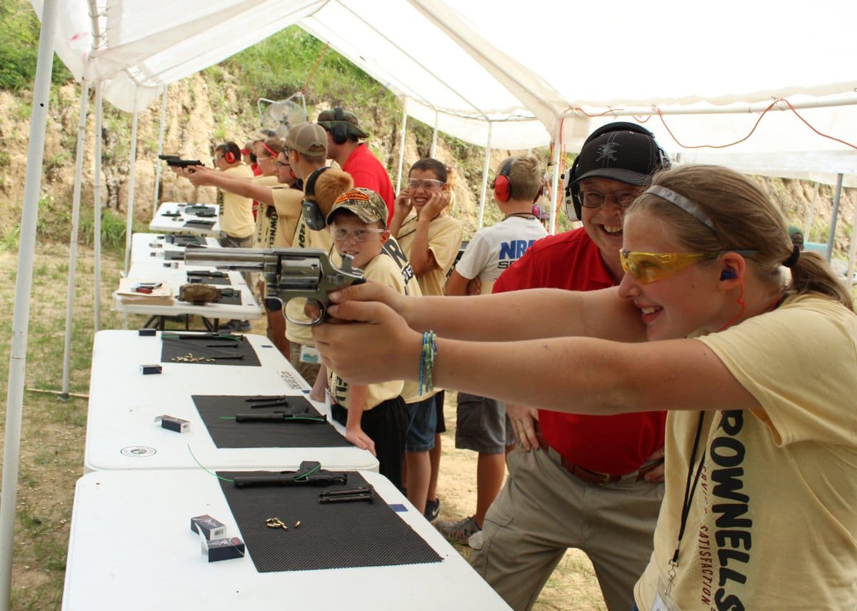 www.thetruthaboutguns.com
