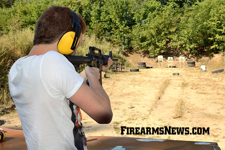 www.firearmsnews.com