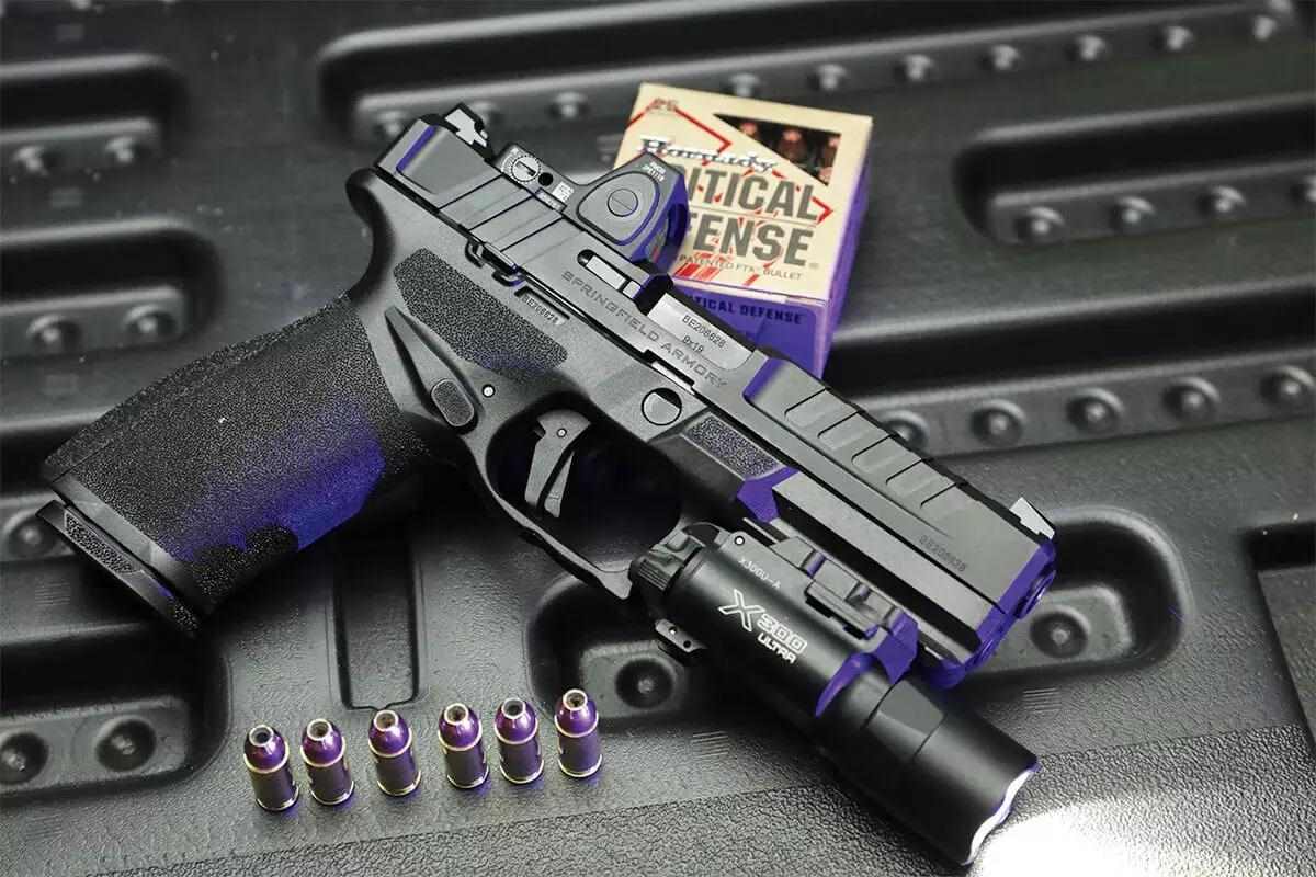 www.handgunsmag.com