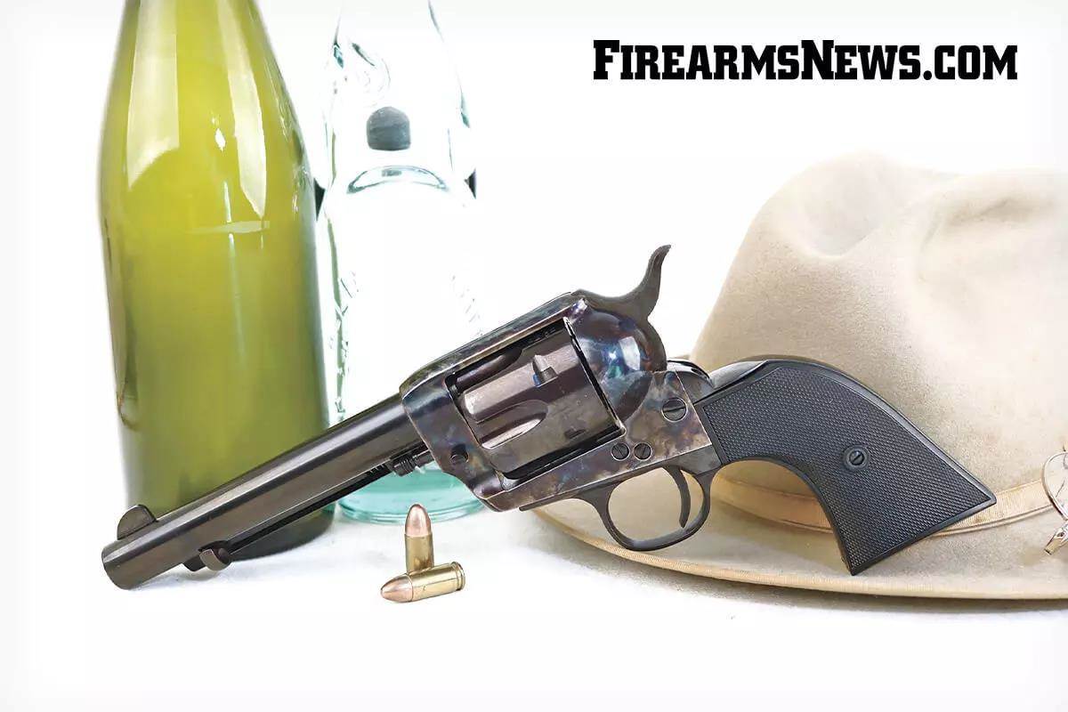 www.firearmsnews.com