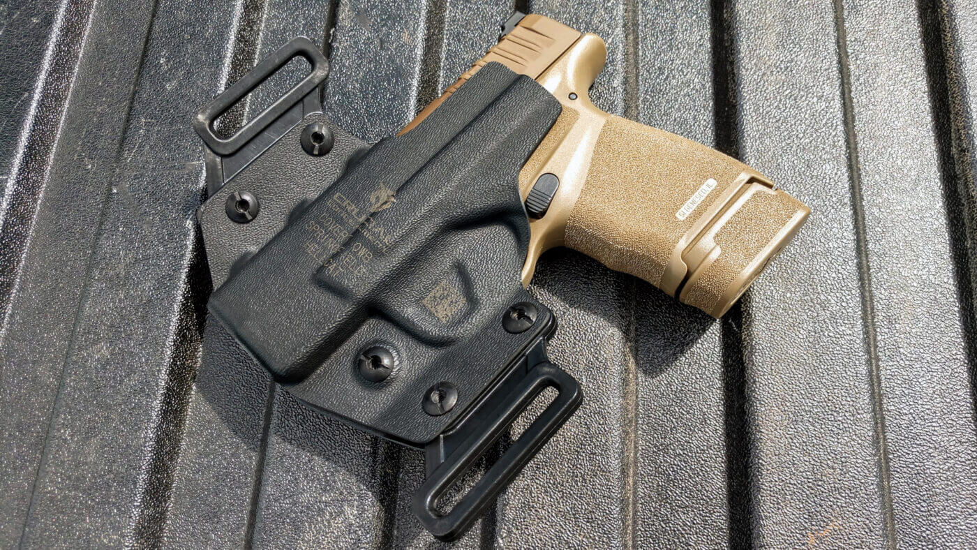 Springfield FDE Hellcat in a Crucial Concealment holster