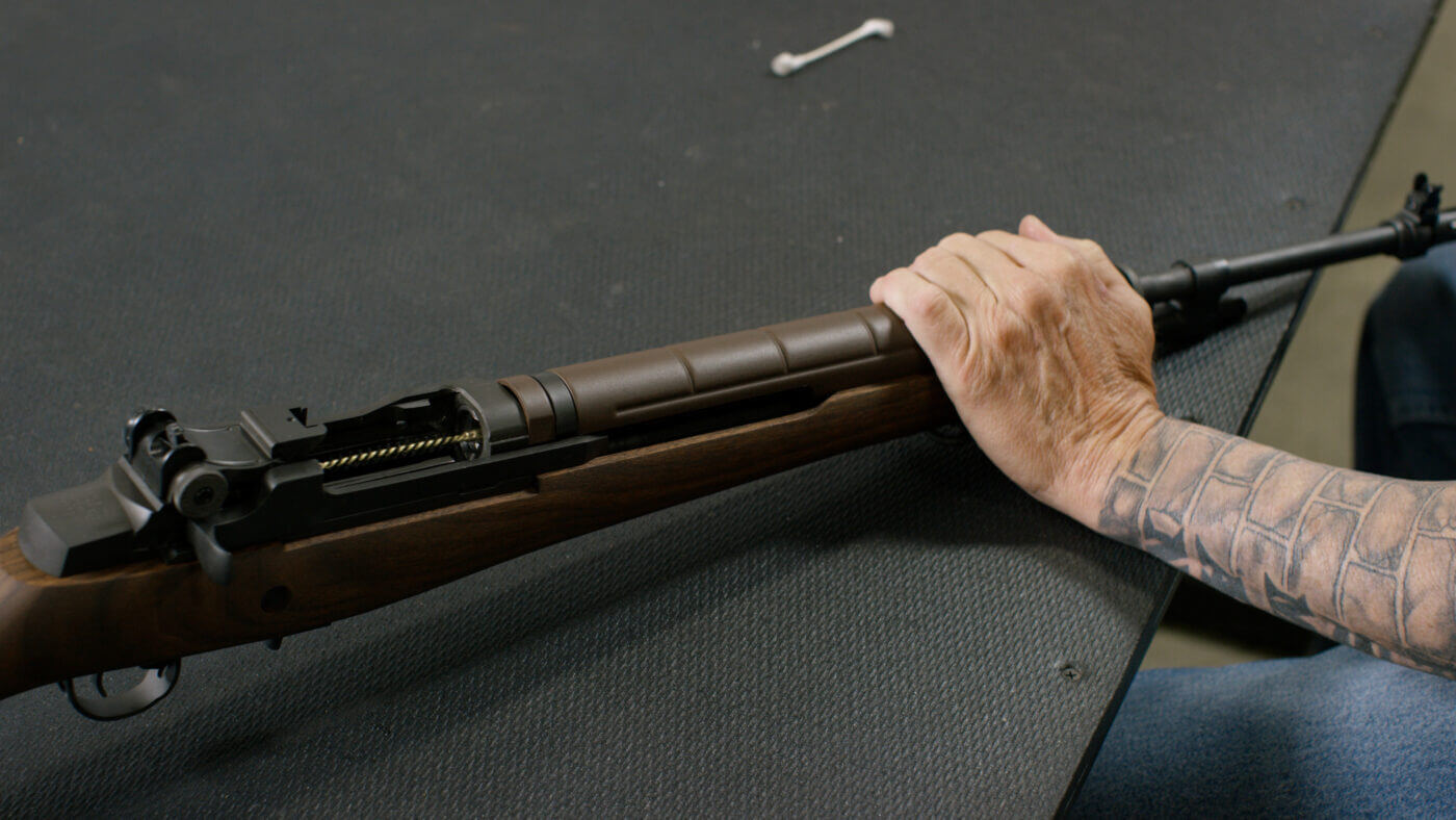 Cleaning the bore of the M1A rifle