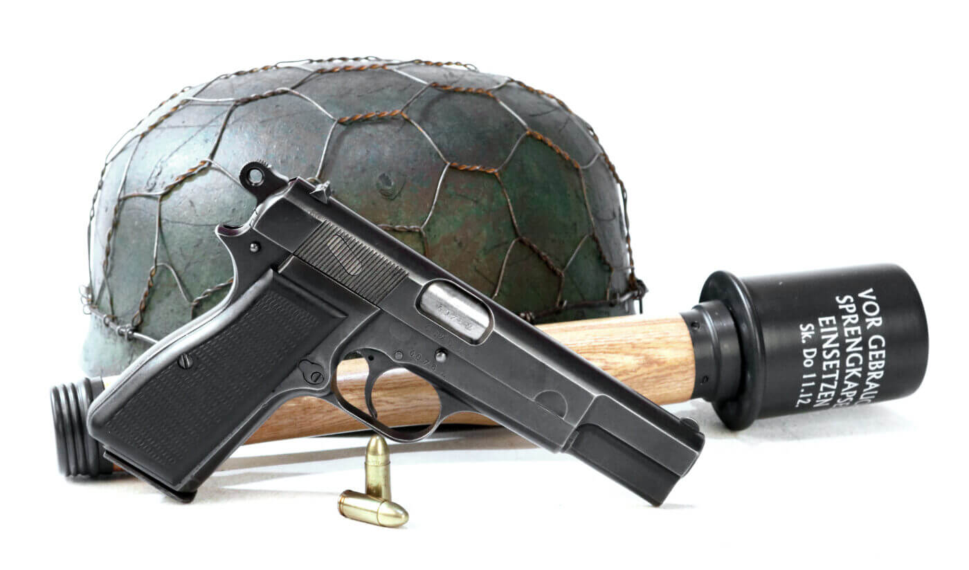 German Pistole 640(b) with hand grenade