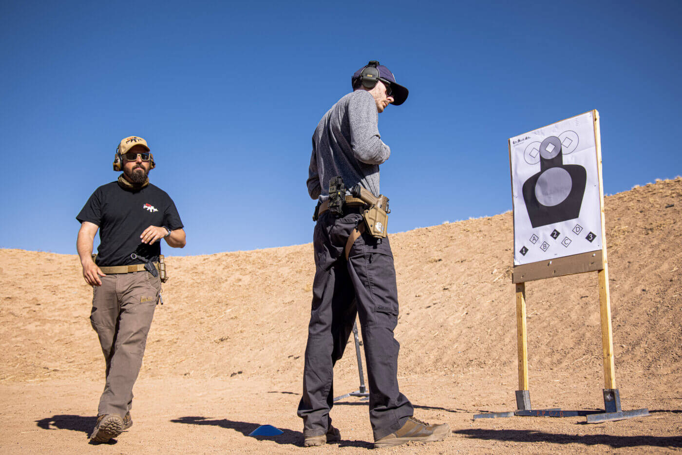 Training to draw a pistol