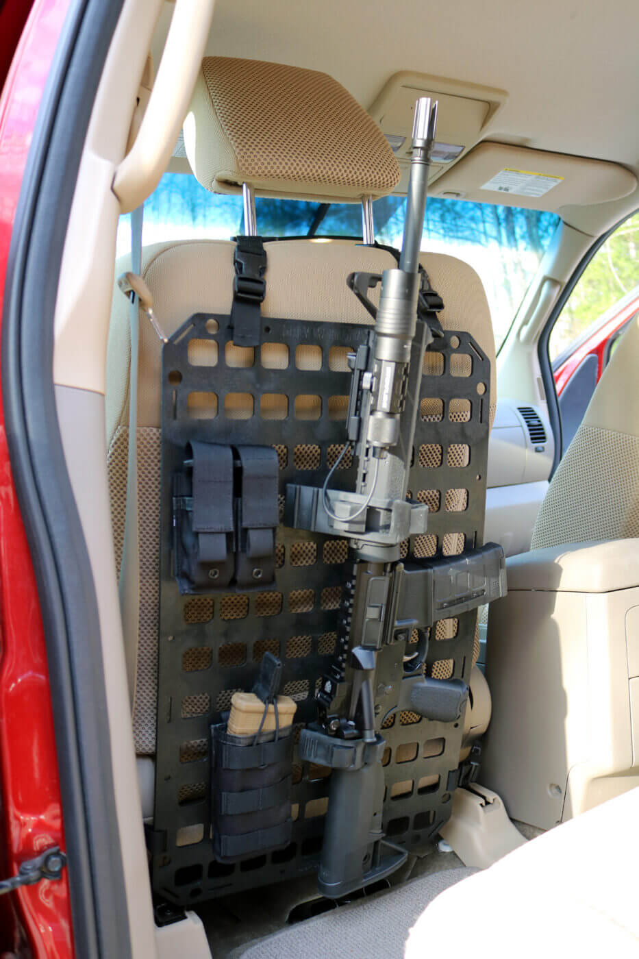 AR-15 rack for vehicle