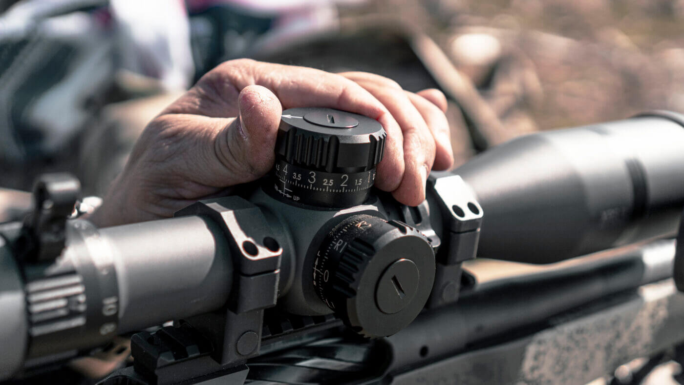 Adjustment knobs on Bushnell Elite Tactical XRS II scope