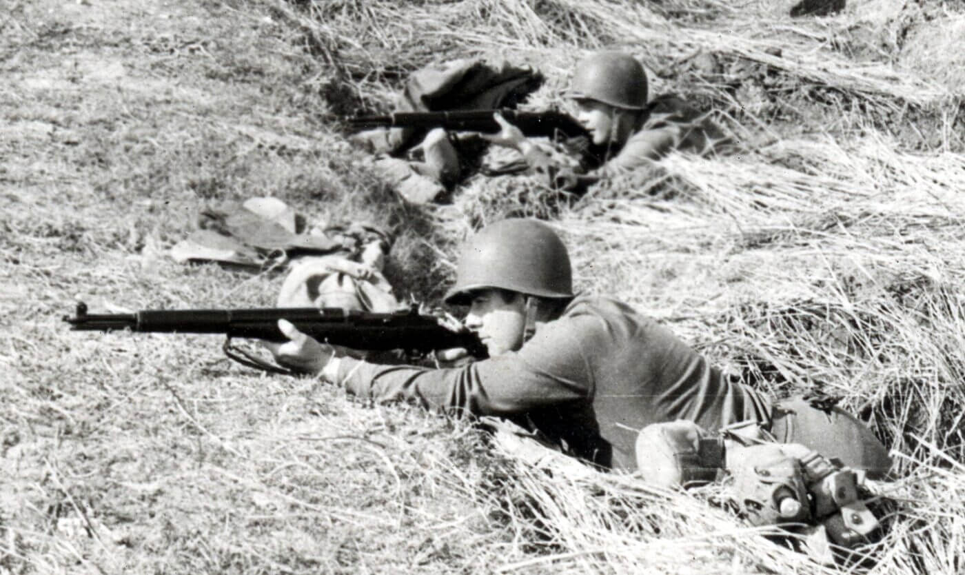 M1 Garand in Algeria for Operation Torch