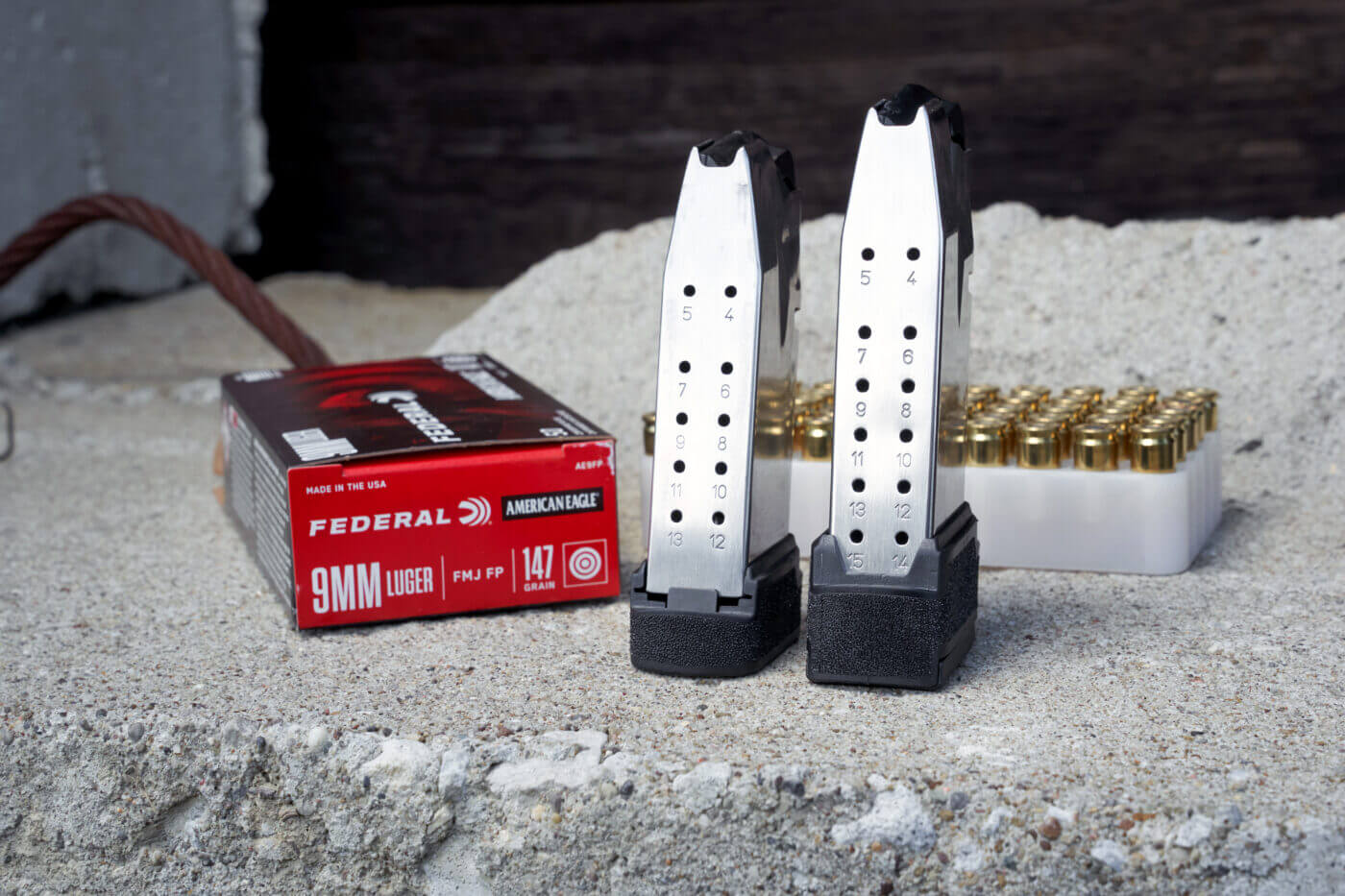 Comparing the 13 and 15 round magazines for Hellcat pistol