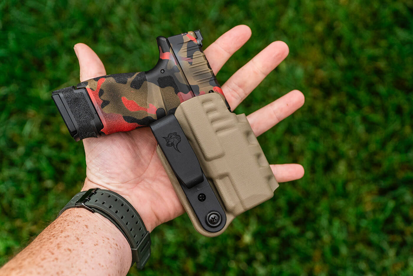 DeSantis FDE Slim-Tuk holster with customized Hellcat 9mm pistol