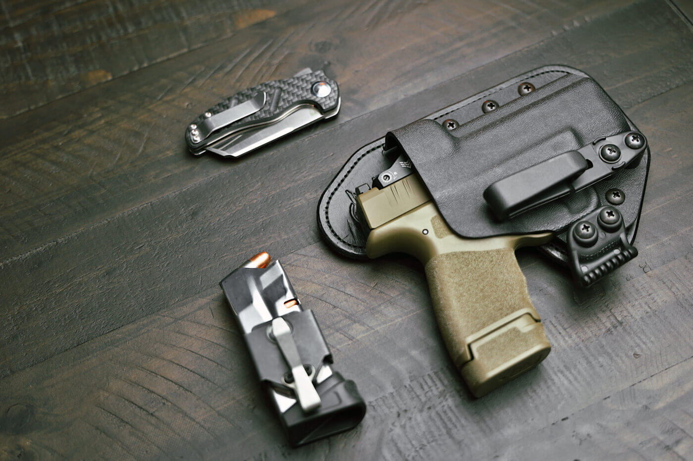 Hidden Hybrid Appendix Carry holster with FDE Hellcat