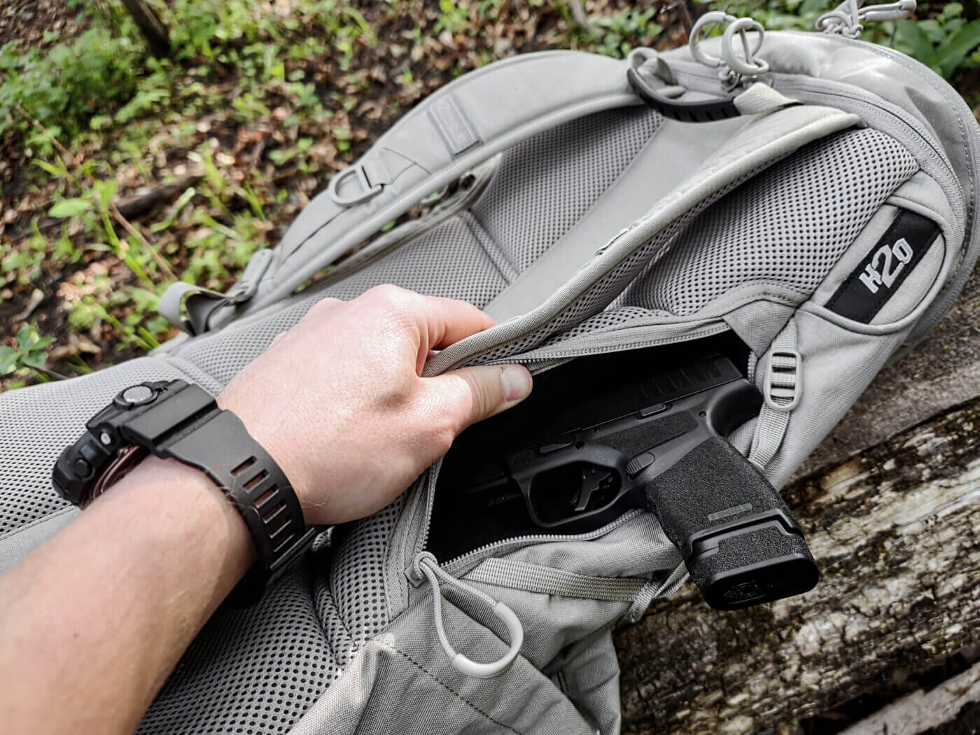 Handgun compartment on ALPS Ghost 30 backpack