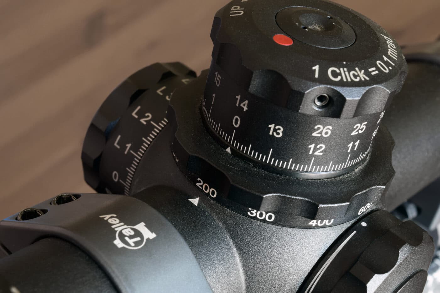 Parallax dial on rifle scope
