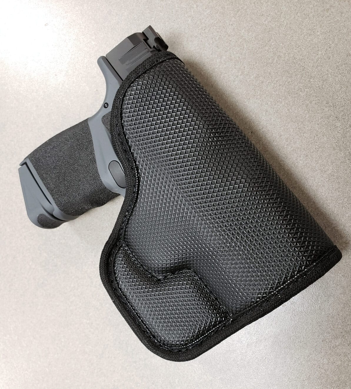 Springfield Hellcat in Galco StukOn-U holster