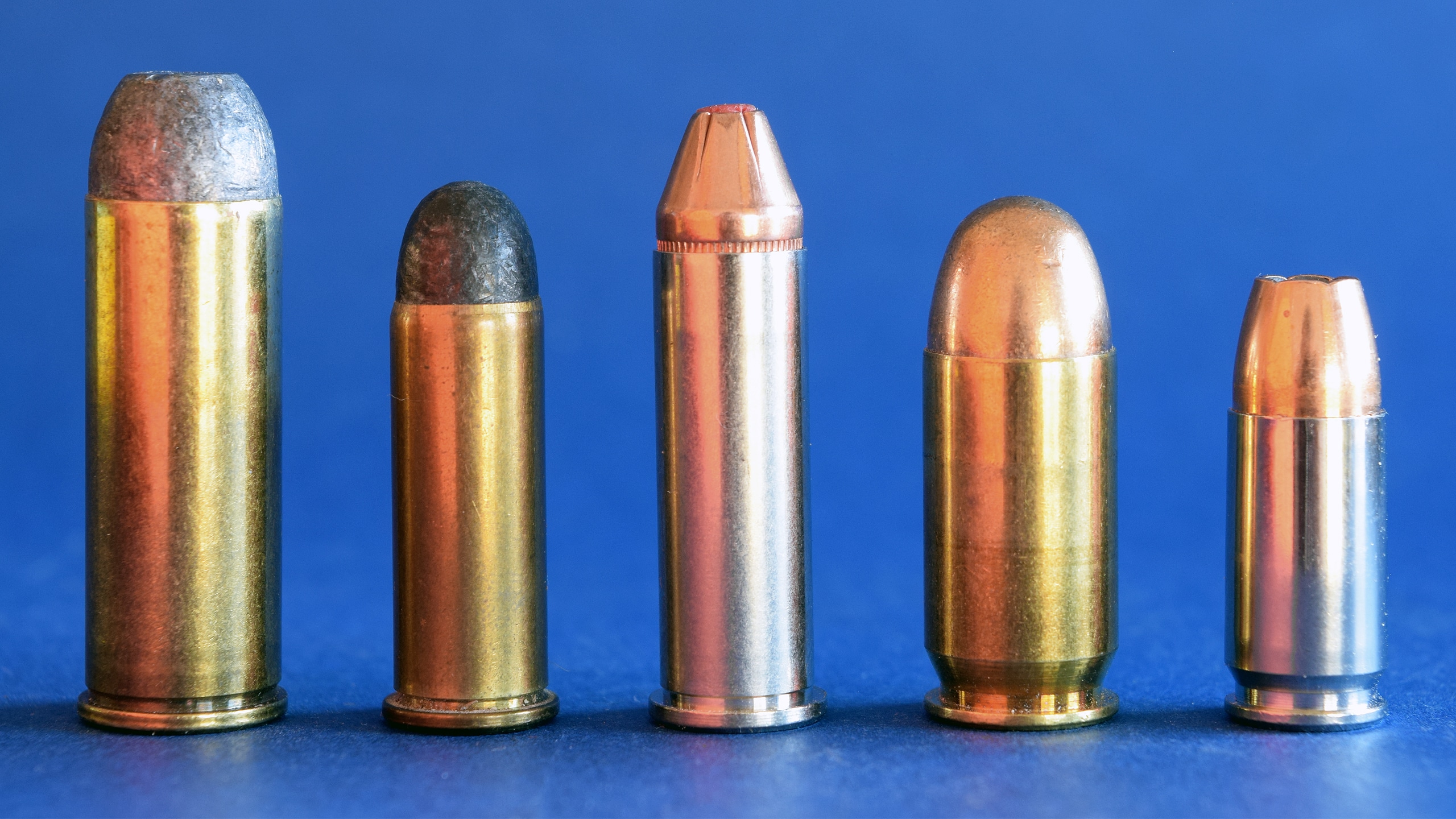 https://www.thearmorylife.com/wp-content/uploads/2021/08/hero-history-of-us-military-handgun-rounds.jpg
