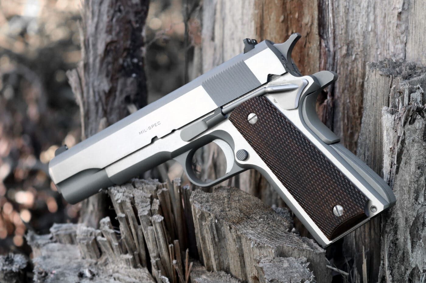 Side view of the Springfield Armory Stainless Steel Mil-Spec 1911