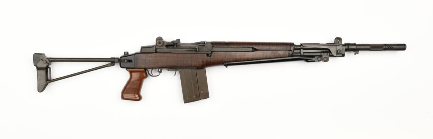 BM59 paratrooper rifle